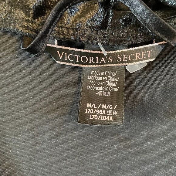 Victoria's Secret Intimates Sleepwear Black Velvet Open Kimono Cardigan (Size L) - Picture 5 of 9